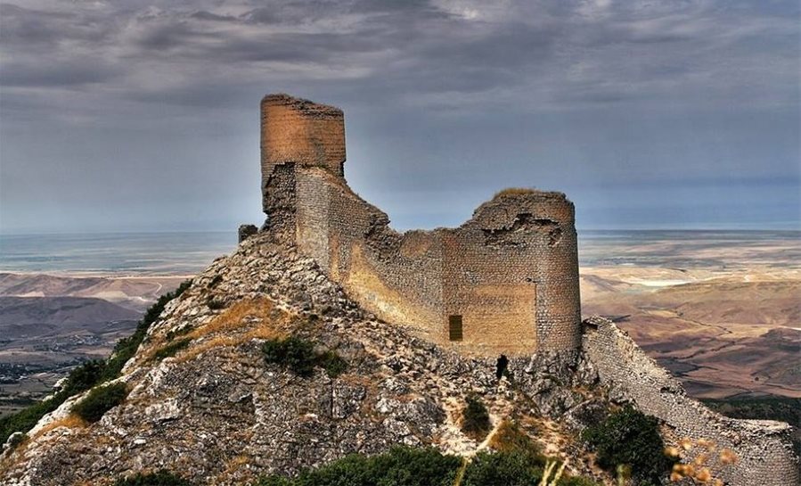 Çıraqqala